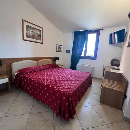Le Corti Hotel
