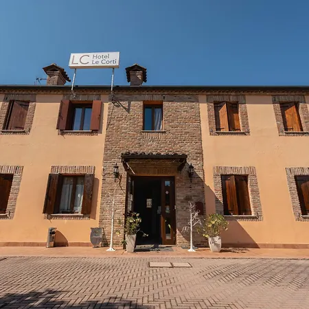 Hotell Le Corti 2*