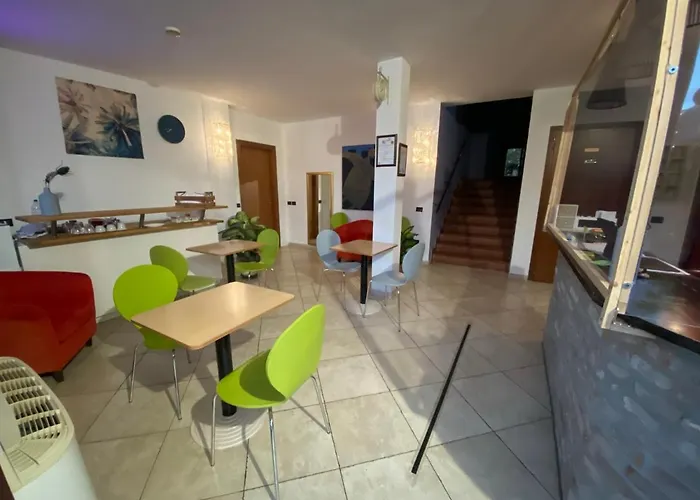 Le Corti מלון 2*